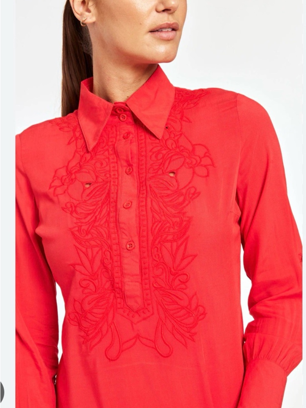 Dolce Cabo Red Embroidered Button-Front Women's Top